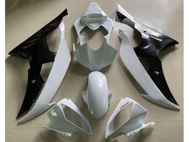 08-16 Gloss White and Black & Gold Yamaha R6 Motorcycle Fairings