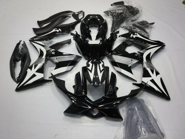 09-16 Black and White Suzuki GSXR 1000 Motorcycle Fairings