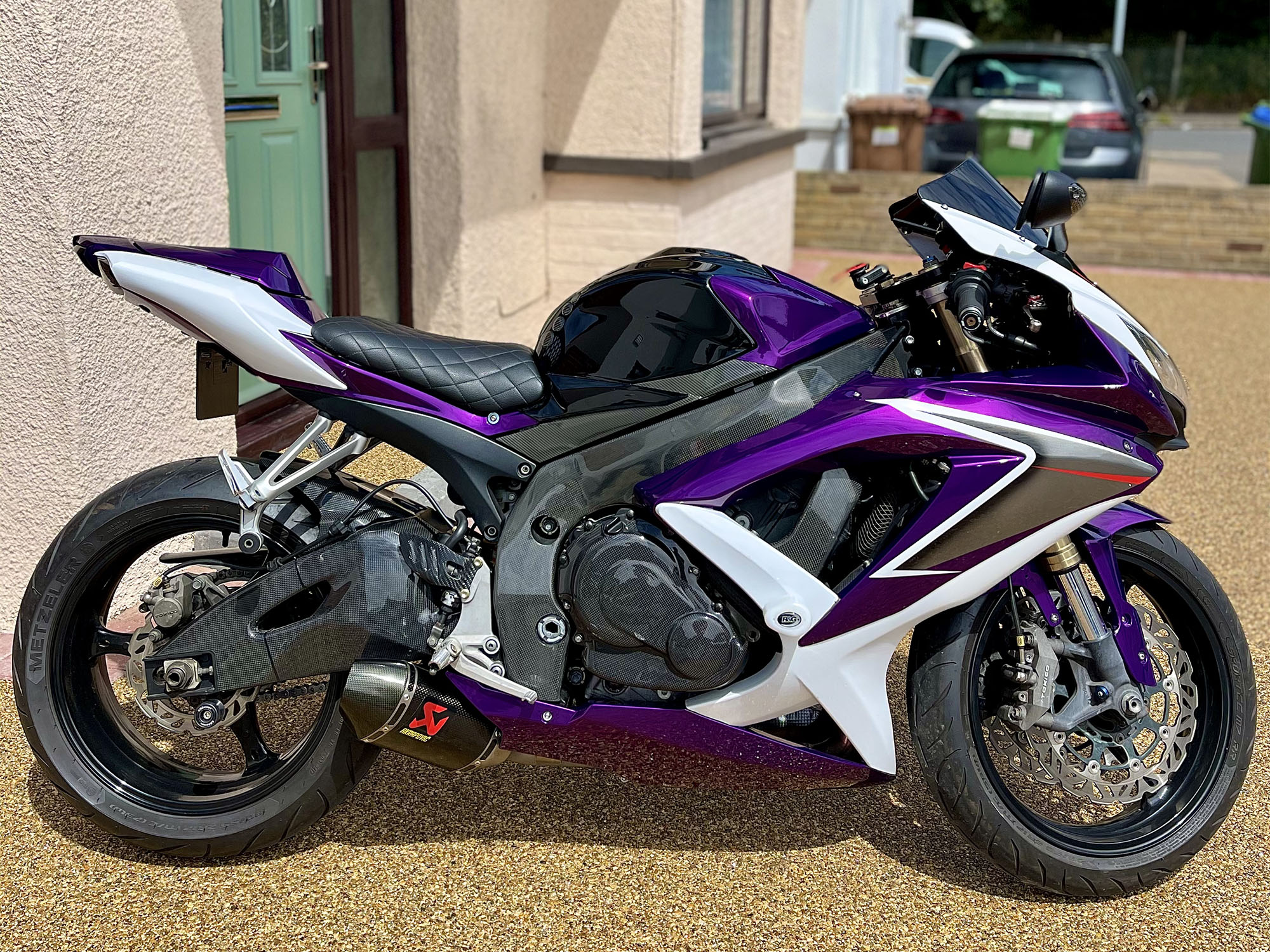 Absolutley over the moon with the fairings I recieved. My old MK4 Supra was purple so I had to go for the same! Can not explain how much the colour pops in person!  Took about an hour to unwrap everything as they were packaged sooo well and therefore no damaged what so ever which is perfect!  Customer service also was spot on. Kept me updated the whole time. Would highly recommend!  Thanks again! Totally transformed the bike :)